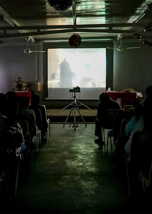 Screening of Henry V for refugees in Kurdistan Region, Iraq.
Image credit: Yad Deen